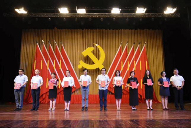 5b39e6f288e33.png 图片2.png