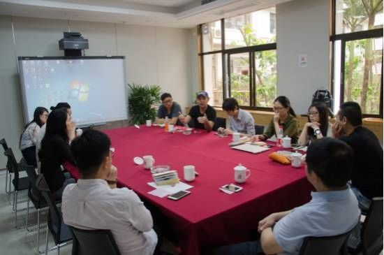 59293d89cb1aa.jpg 邱.jpg