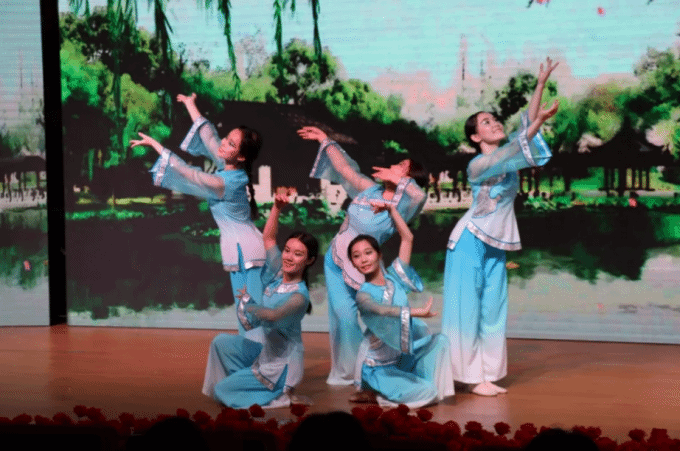 5ae28298420b0.png 细雨.png
