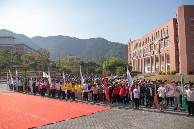 5de477c14a27c.jpg 全景2.jpg