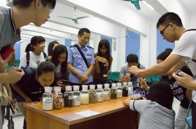 5763c509b21a8.jpg QQ截图20160617173644.jpg