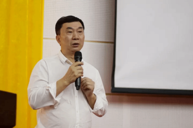 59f2ee292d475.png 03史裔.png