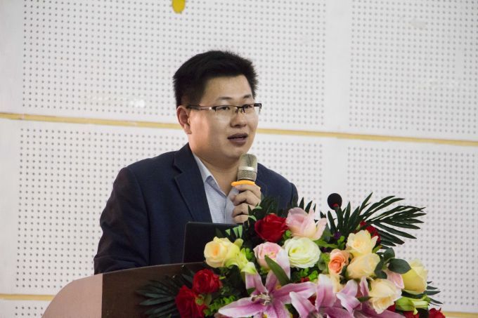 5854be9ac80fa.jpg 学生工作部常务副部长乔华锋同志发言.jpg