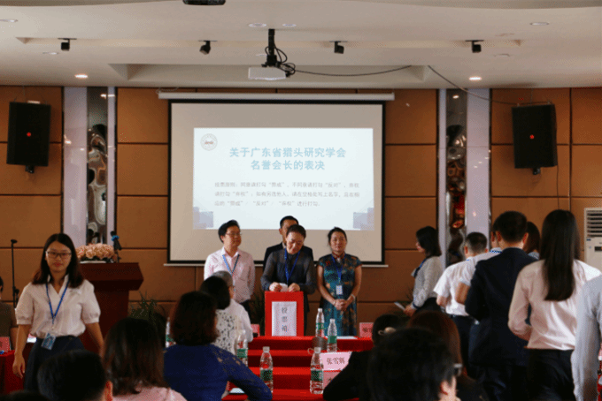 5b304575609d5.png 微信截图_20180625092818.png