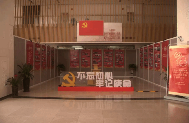 5d1ab416d5755.png 17.png