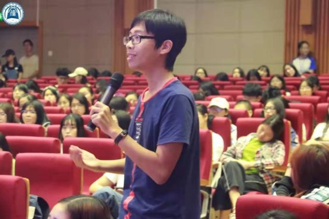 5da967e861885.jpg 学生提问1.jpg